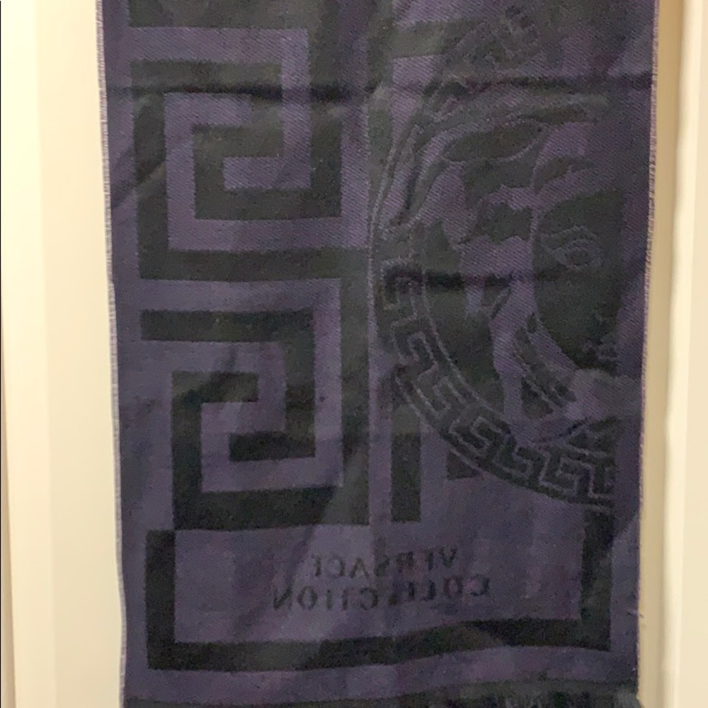 VERSACE Scarf